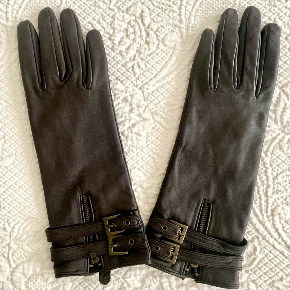 Ladies Pair of Leather Hand Gloves